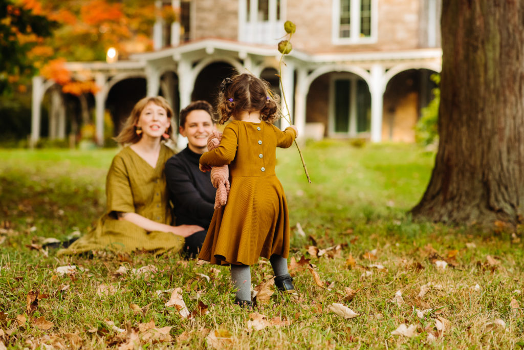 autumn family photographer philadelphia