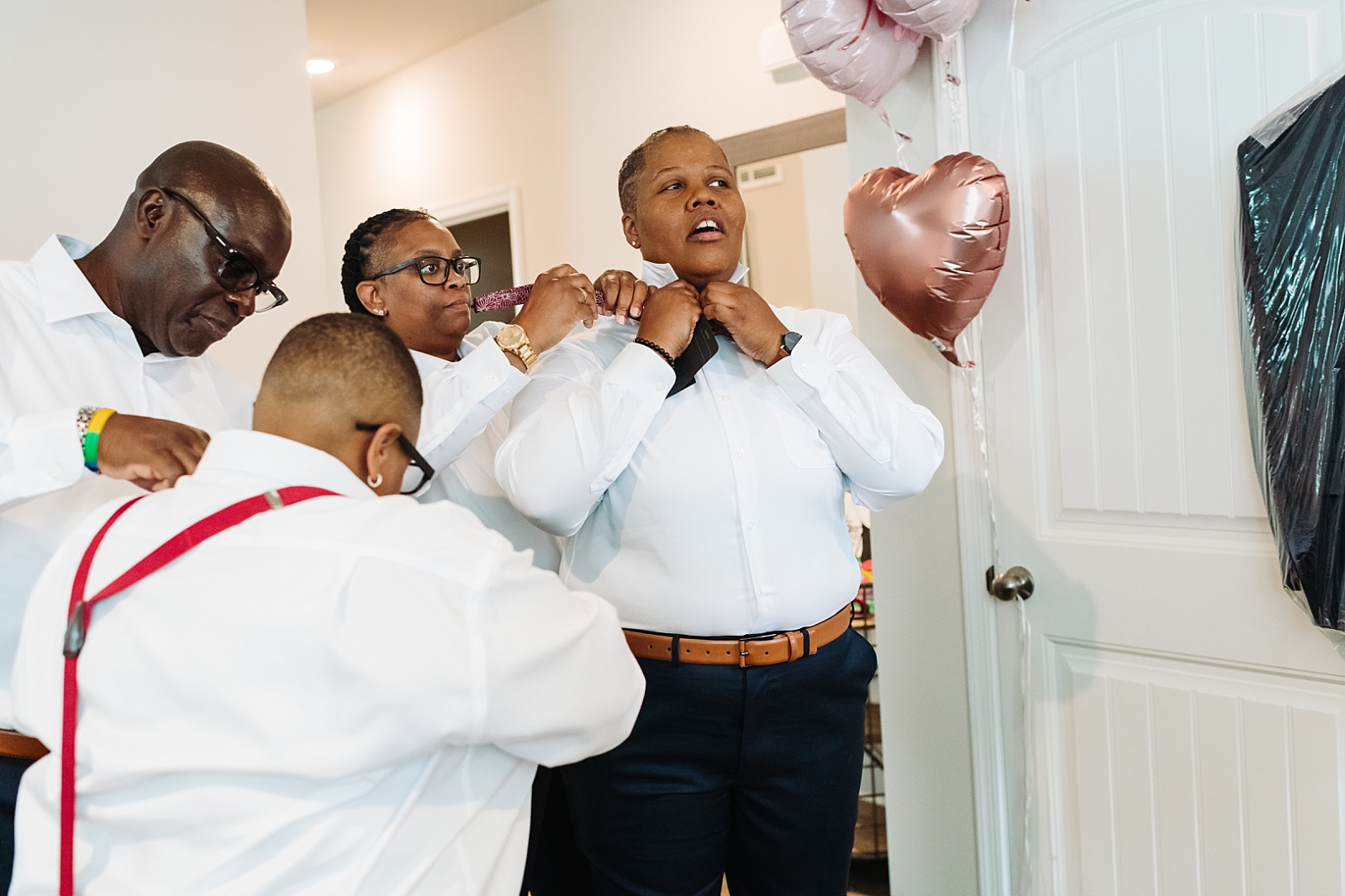 bride gets ready with her wedding party 
