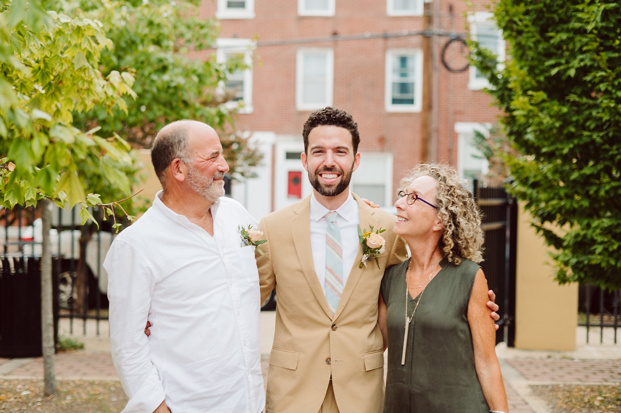 philadelphia elopement park beccaisaac 0040
