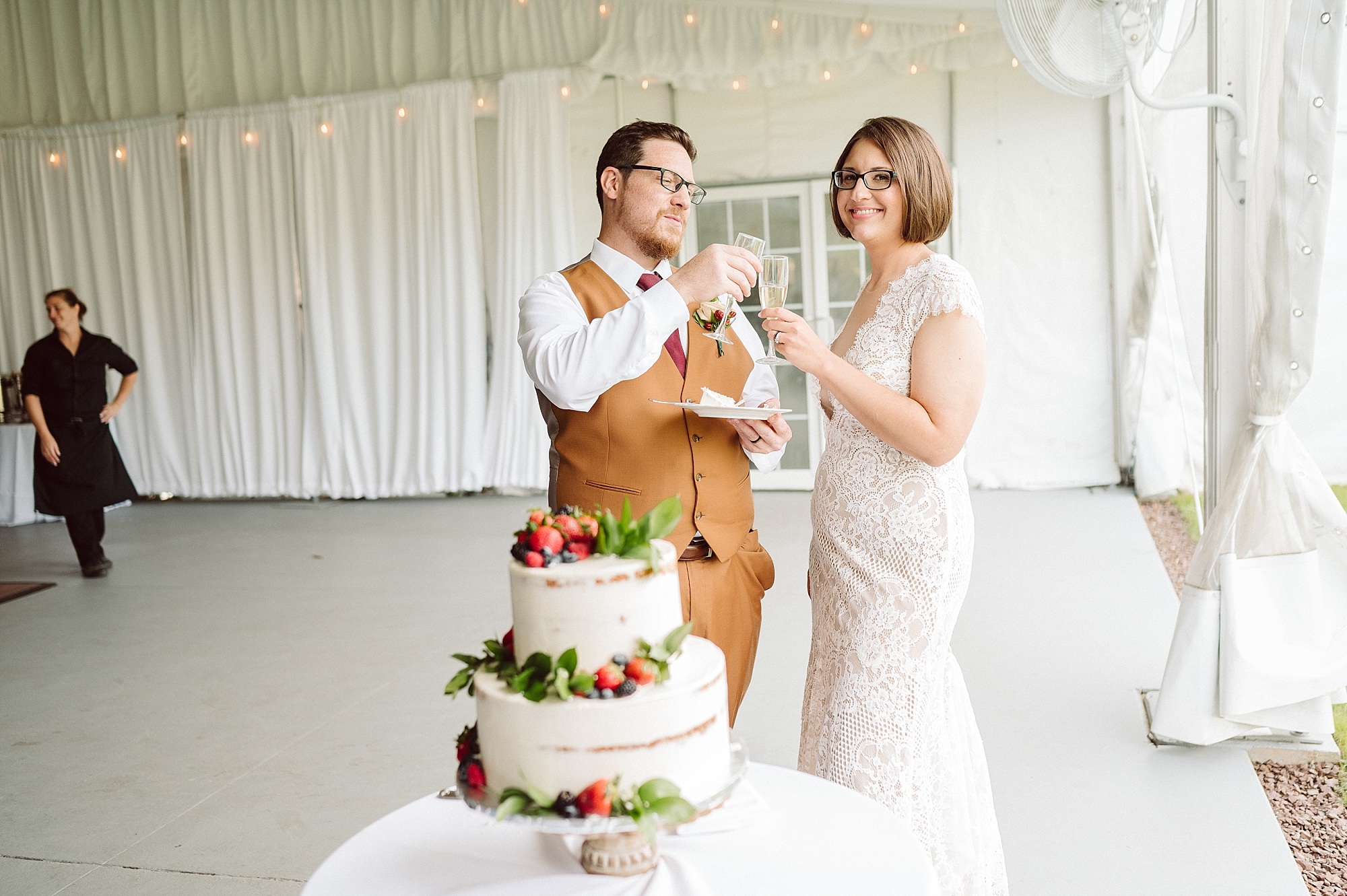 wine and cake crossing vineyards wedding photographer bucks county