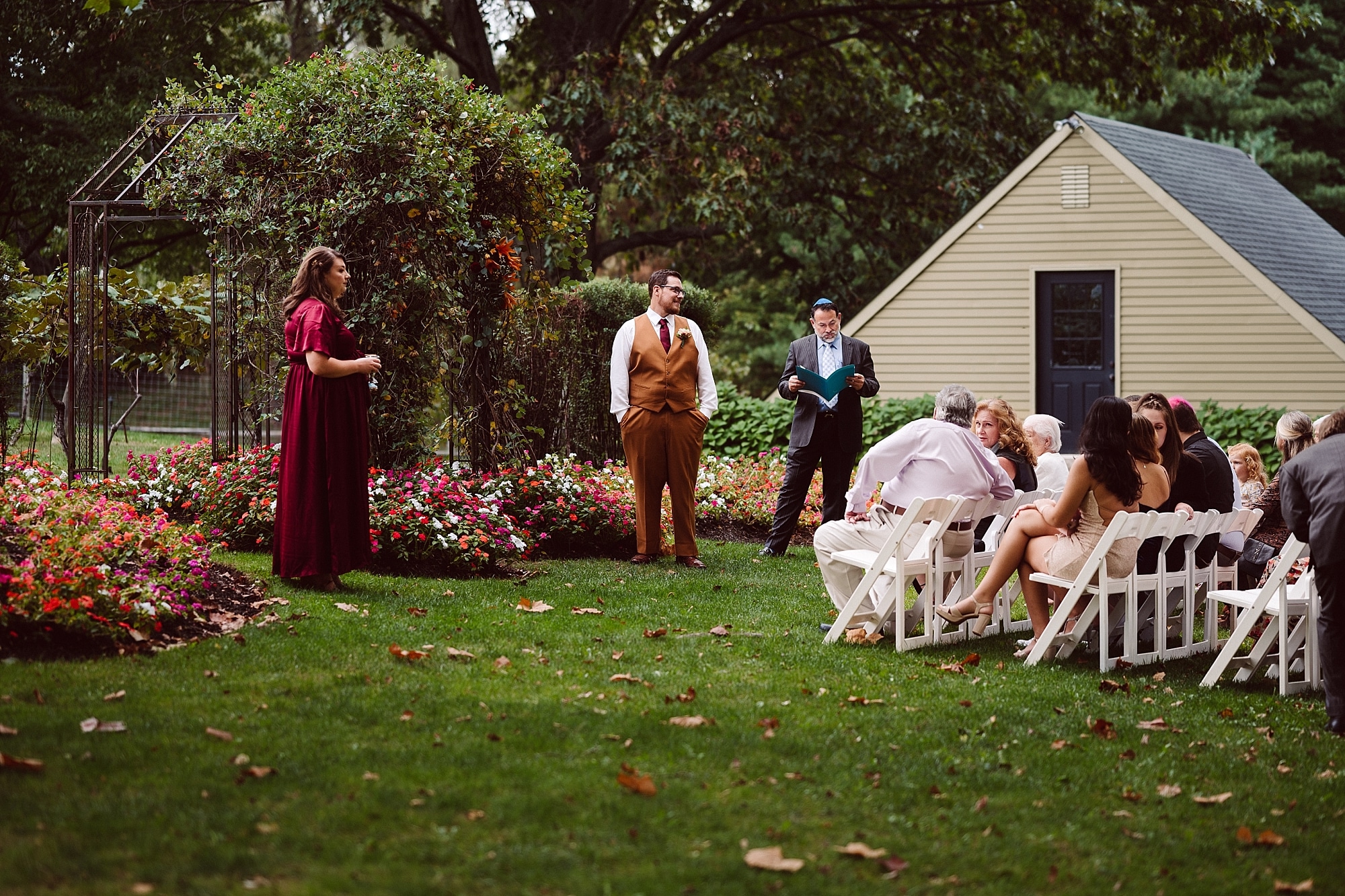 crossing vineyards bucks county micro wedding 0003 17