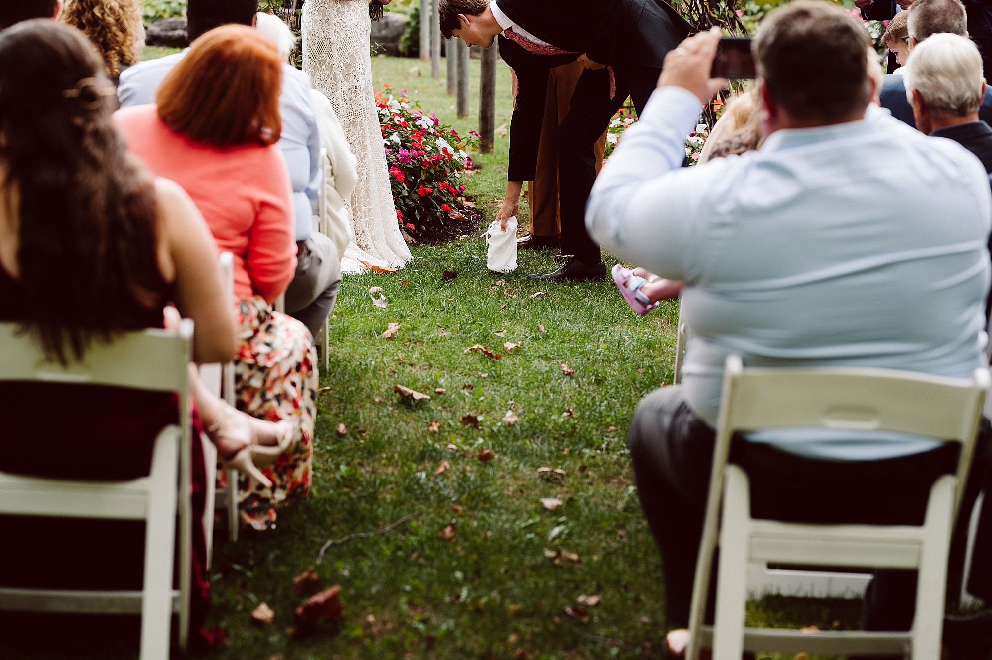crossing vineyards bucks county micro wedding 0003 38