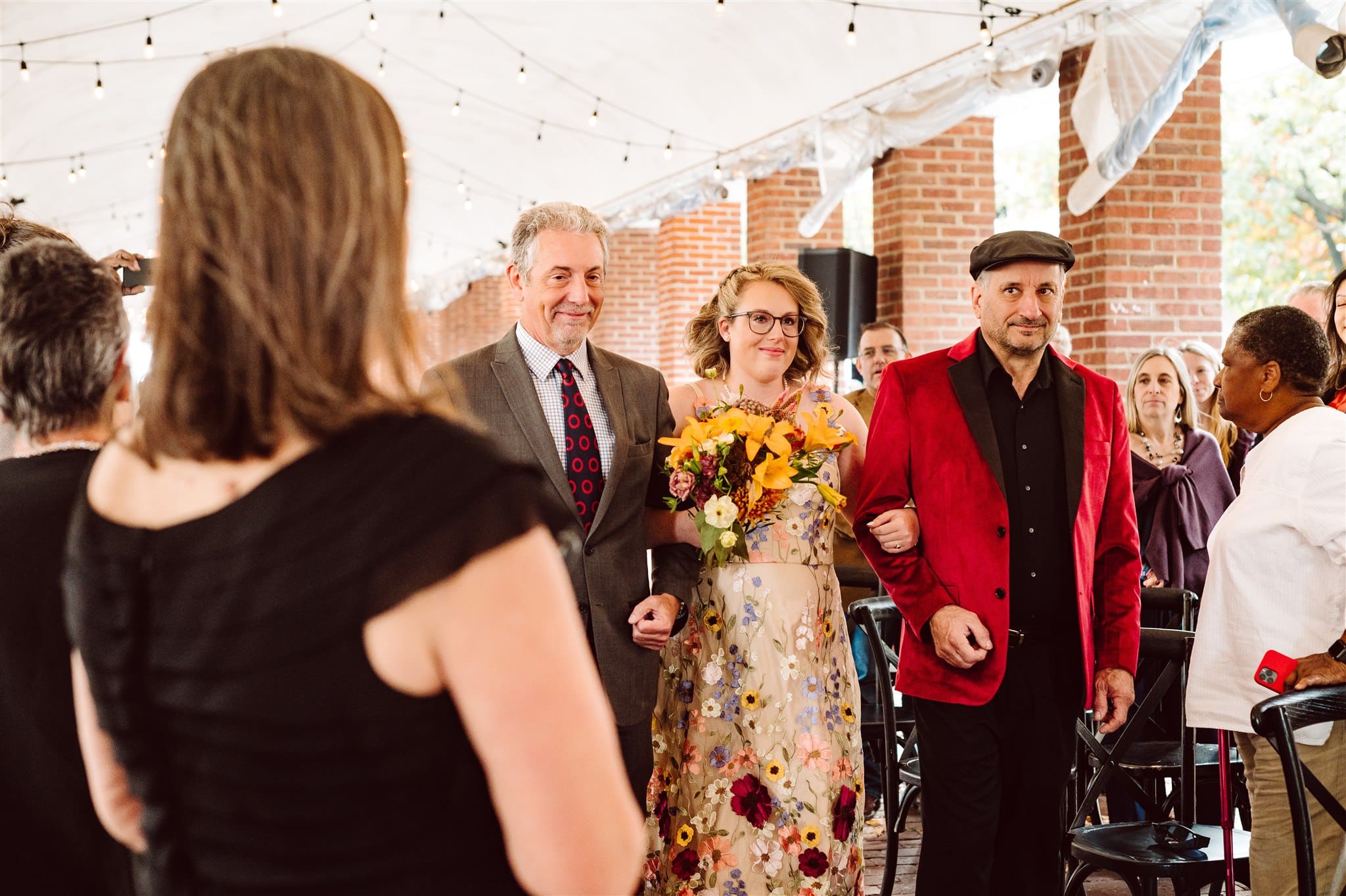 philadelphia wedding photographer - headhouse square micro wedding showcase for ben and nicole