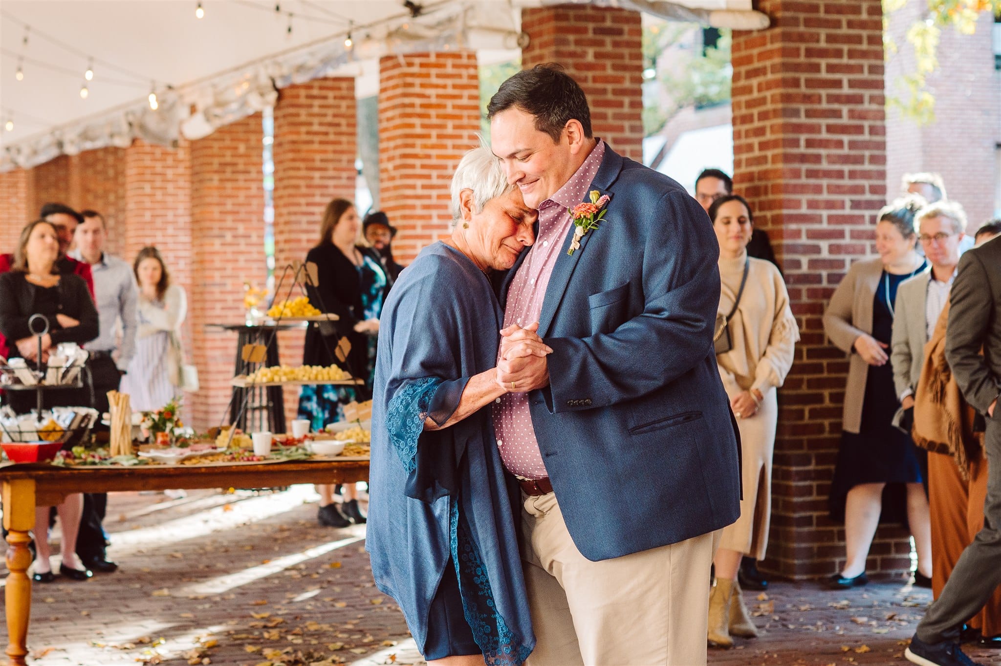 headhouse square elopement reception