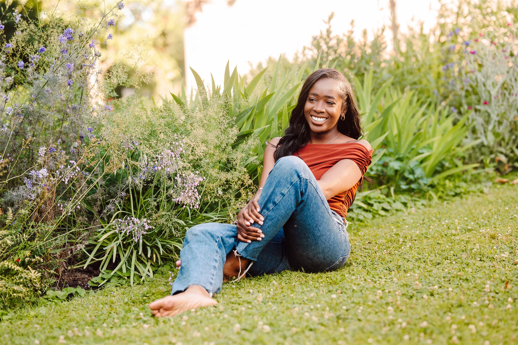 branding photography outdoors in philadelphia in bartram's garden