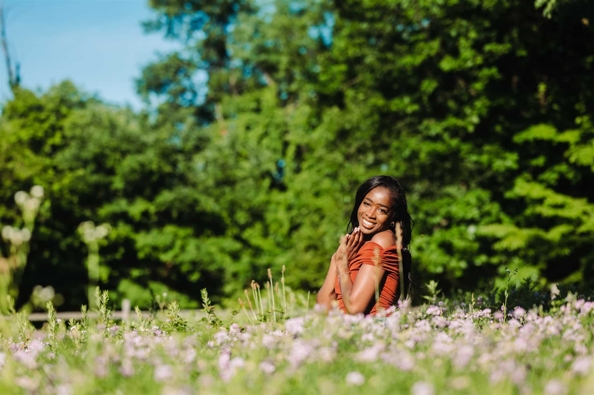 garden headshot photographer in philly